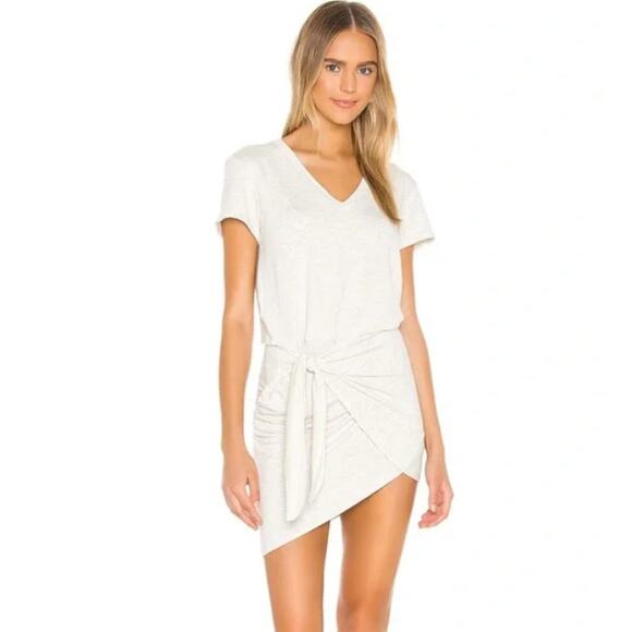 Monrow Super Soft Short Sleeve V-neck Dress in Light Heathered Grey Size L - Picture 1 of 6
